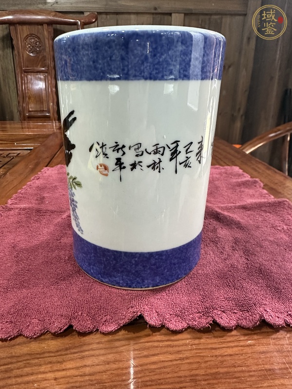 古玩陶瓷花鳥紋筆筒真品鑒賞圖