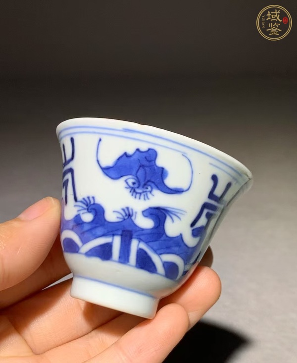 古玩陶瓷青花杯真品鑒賞圖