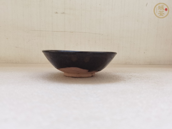 古玩陶瓷茶葉末釉茶碗真品鑒賞圖