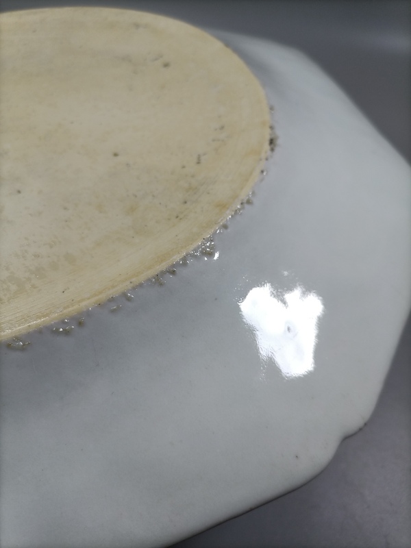 古玩陶瓷清中期青花山水人物紋八方盤拍賣,當前價格3200元