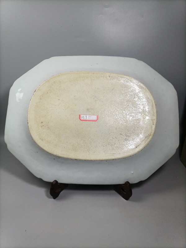 古玩陶瓷清中期青花山水人物紋八方盤拍賣,當前價格3200元