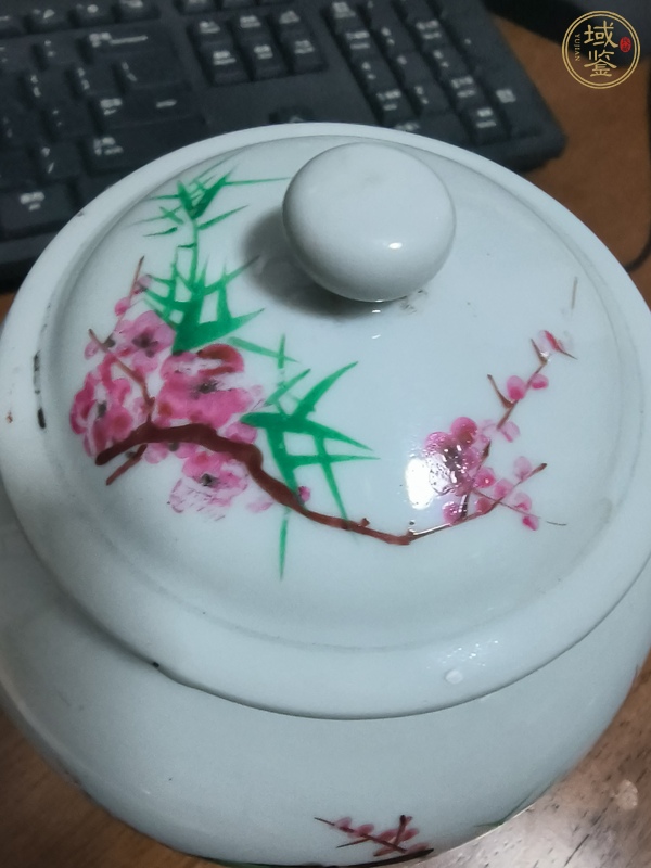 古玩陶瓷粉彩花鳥紋蓋罐真品鑒賞圖