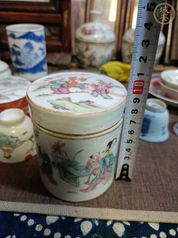 古玩陶瓷粉彩仕女嬰戲圖蓋缸真品鑒賞圖