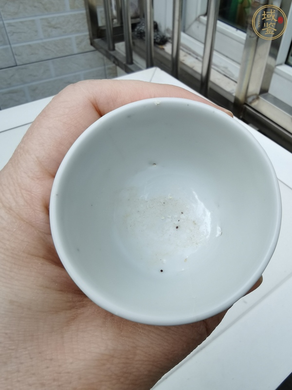 古玩陶瓷甜白釉高足杯真品鑒賞圖