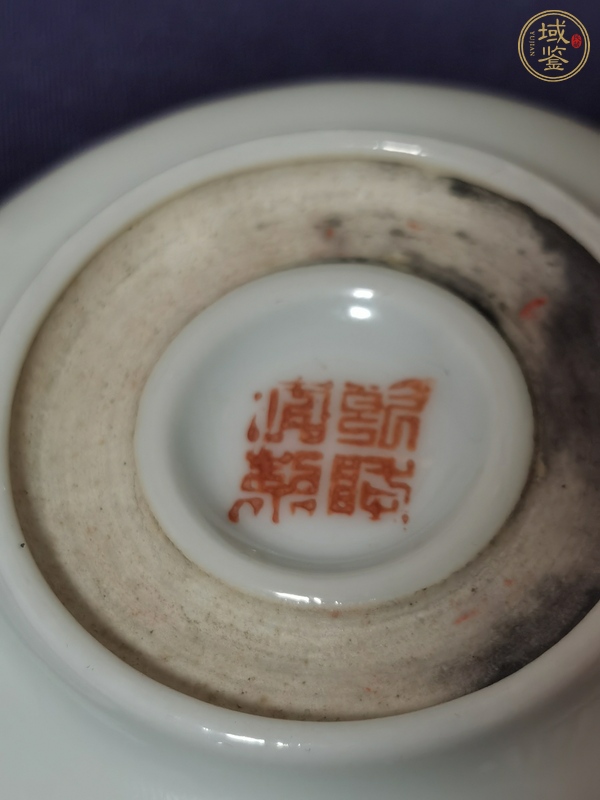 古玩陶瓷粉彩花鳥紋印盒真品鑒賞圖