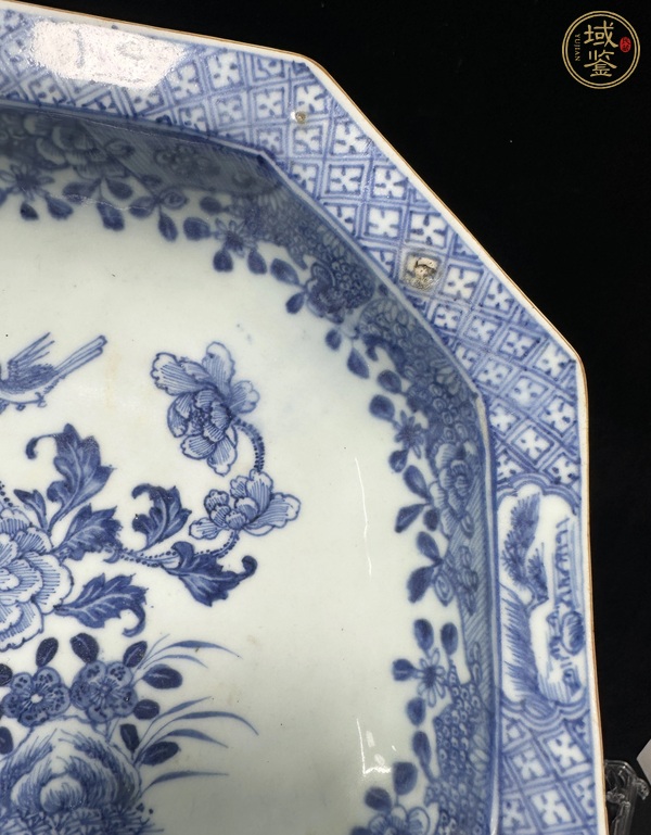古玩陶瓷青花花鳥(niǎo)紋八方盤(pán)真品鑒賞圖