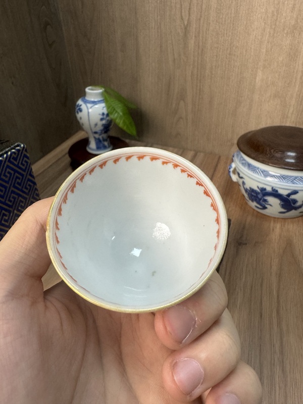 古玩陶瓷康熙青花礬紅描金杯拍賣(mài)，當(dāng)前價(jià)格2200元