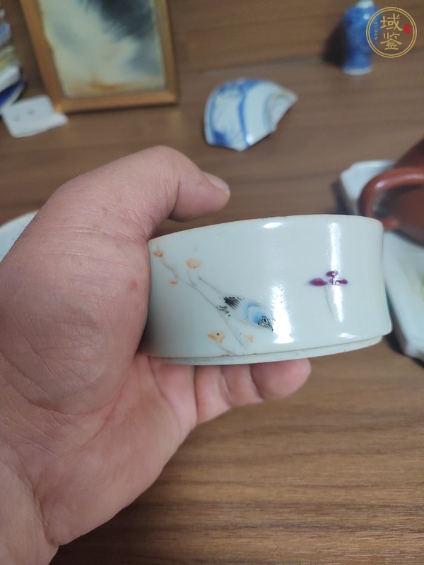 古玩陶瓷粉彩花鳥(niǎo)紋串盒真品鑒賞圖