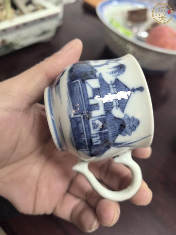 古玩陶瓷青花把杯真品鑒賞圖