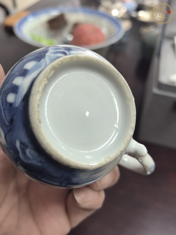 古玩陶瓷青花把杯真品鑒賞圖