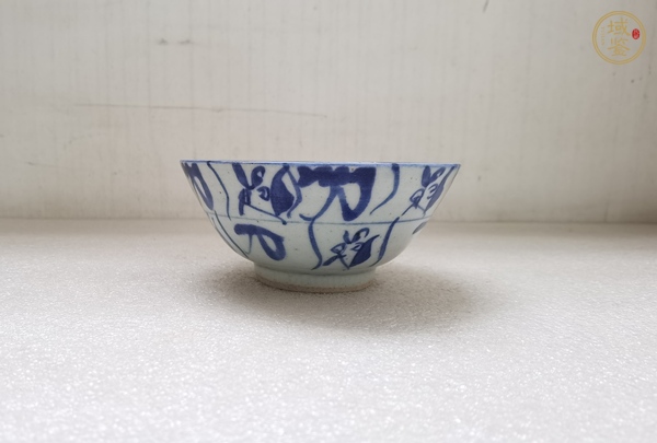 古玩陶瓷青花靈芝花卉紋茶碗真品鑒賞圖