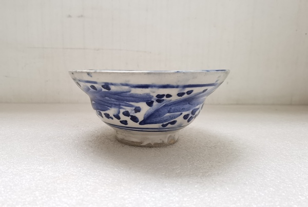 古玩陶瓷青花花卉紋折腰碗拍賣,當(dāng)前價(jià)格750元
