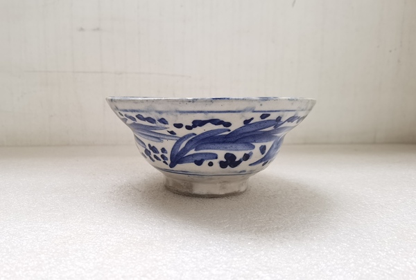 古玩陶瓷青花花卉紋折腰碗拍賣,當(dāng)前價(jià)格750元