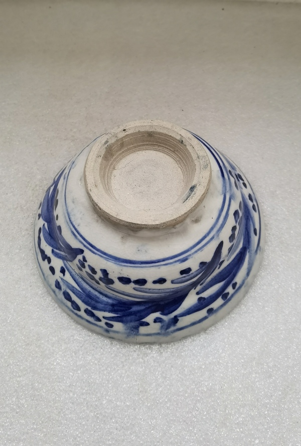 古玩陶瓷青花花卉紋折腰碗拍賣,當(dāng)前價(jià)格750元