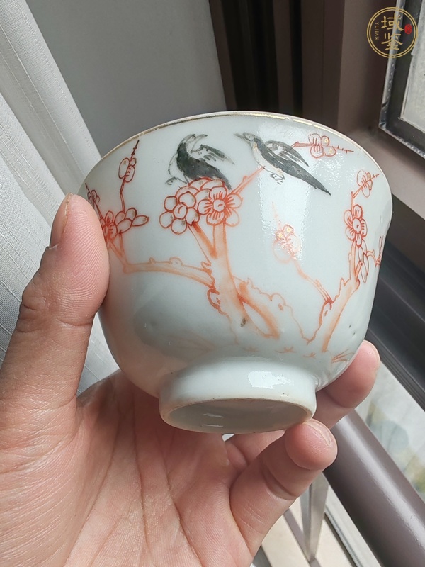 古玩陶瓷礬紅花鳥紋蓋碗真品鑒賞圖