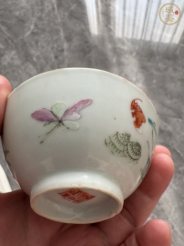 古玩陶瓷粉彩花卉紋茶圓真品鑒賞圖