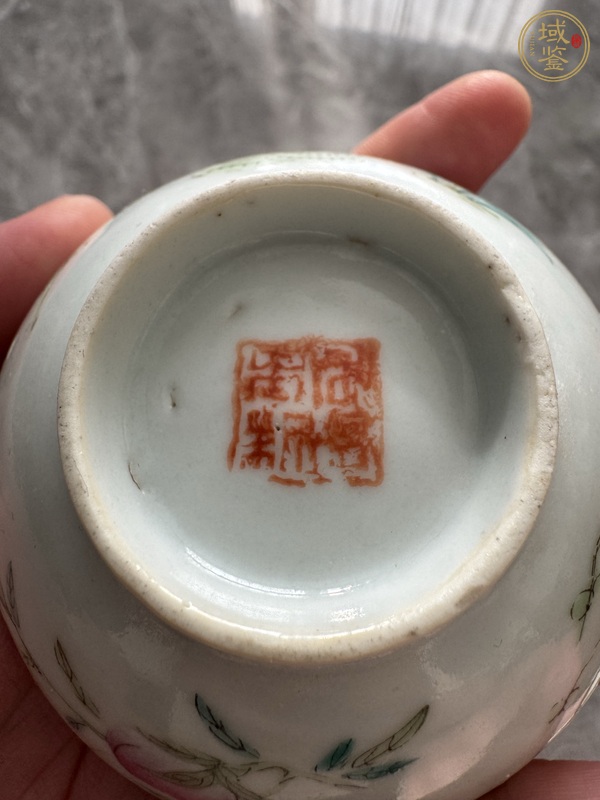 古玩陶瓷粉彩花卉紋茶圓真品鑒賞圖