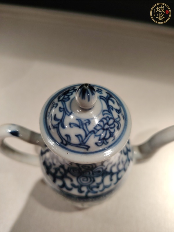 古玩陶瓷玲瓏瓷青花執(zhí)壺真品鑒賞圖