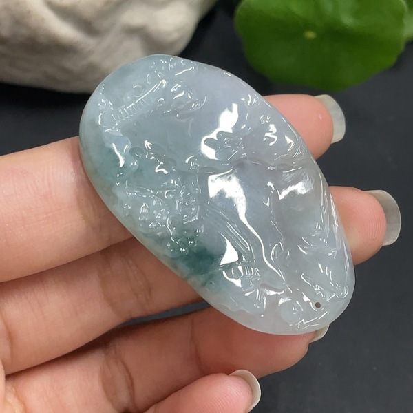 古玩玉器201天然翡翠掛件拍賣,當(dāng)前價(jià)格330元