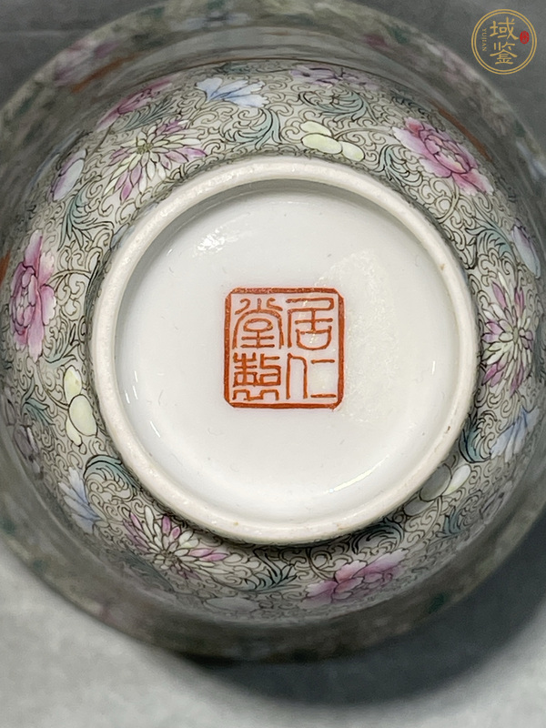 古玩陶瓷粉彩百花開(kāi)窗鈴鐺杯真品鑒賞圖