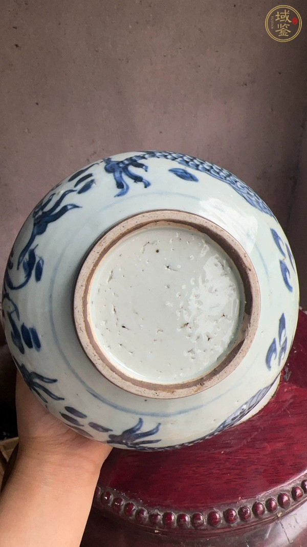 古玩陶瓷青花趕珠龍紋香爐真品鑒賞圖