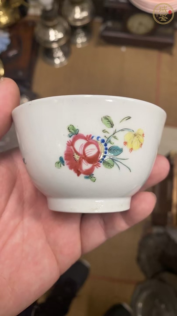 古玩陶瓷粉彩茶盞真品鑒賞圖