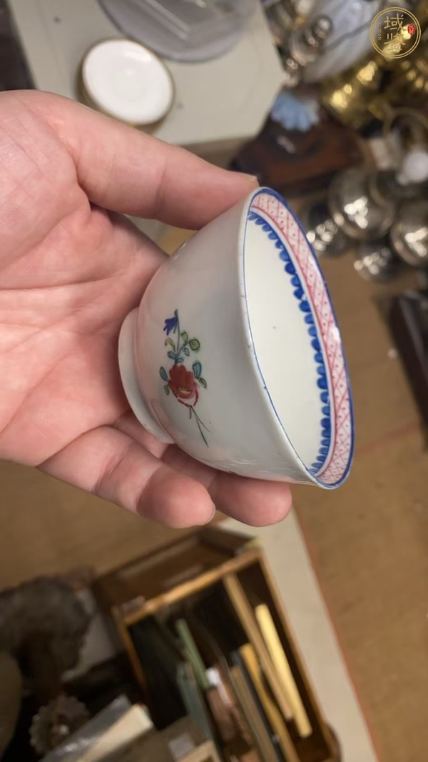 古玩陶瓷粉彩茶盞真品鑒賞圖