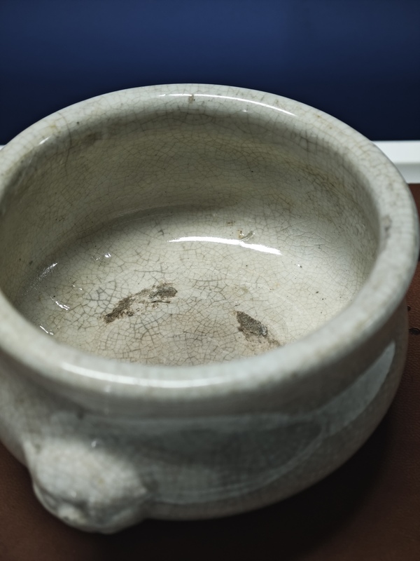 古玩陶瓷哥釉開片雙耳琴爐拍賣,當前價格680元