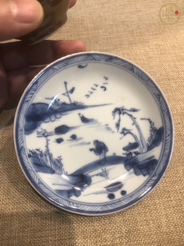 古玩陶瓷外紫金釉內(nèi)青花杯真品鑒賞圖