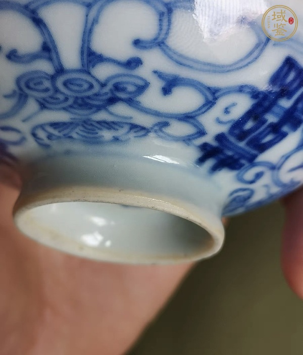 古玩陶瓷清中期 青花喜字紋蓋碗真品鑒賞圖