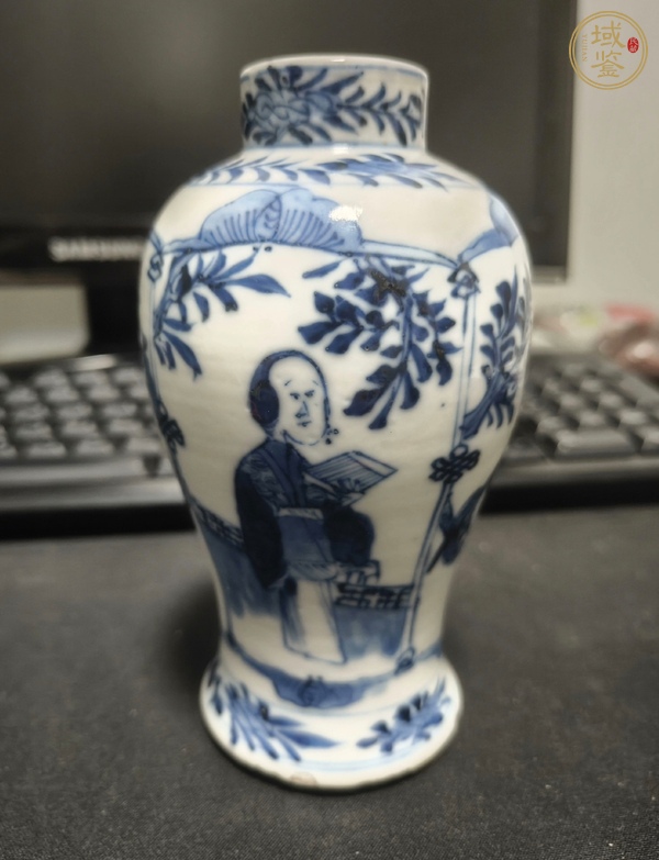 古玩陶瓷青花開窗花鳥人物梅瓶真品鑒賞圖