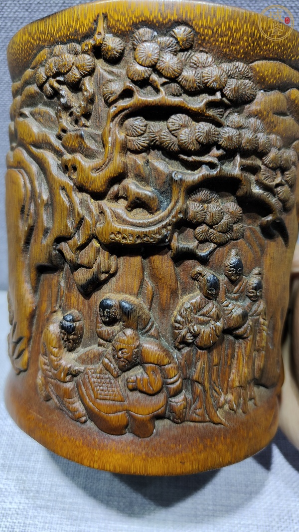 古玩雜項(xiàng)竹刻筆筒真品鑒賞圖