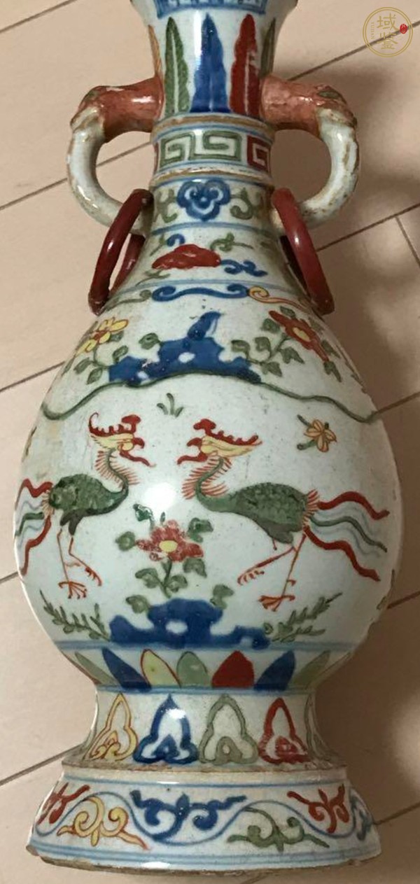 古玩陶瓷青花五彩瓶真品鑒賞圖