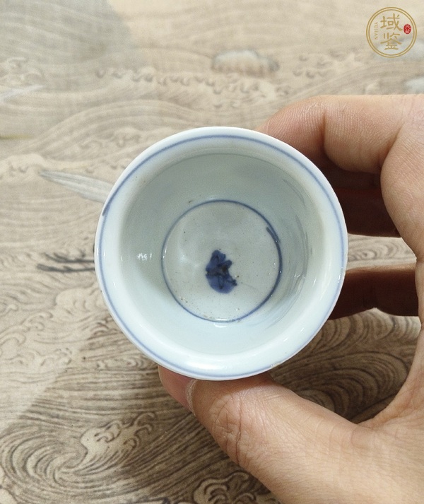 古玩陶瓷青花杯真品鑒賞圖