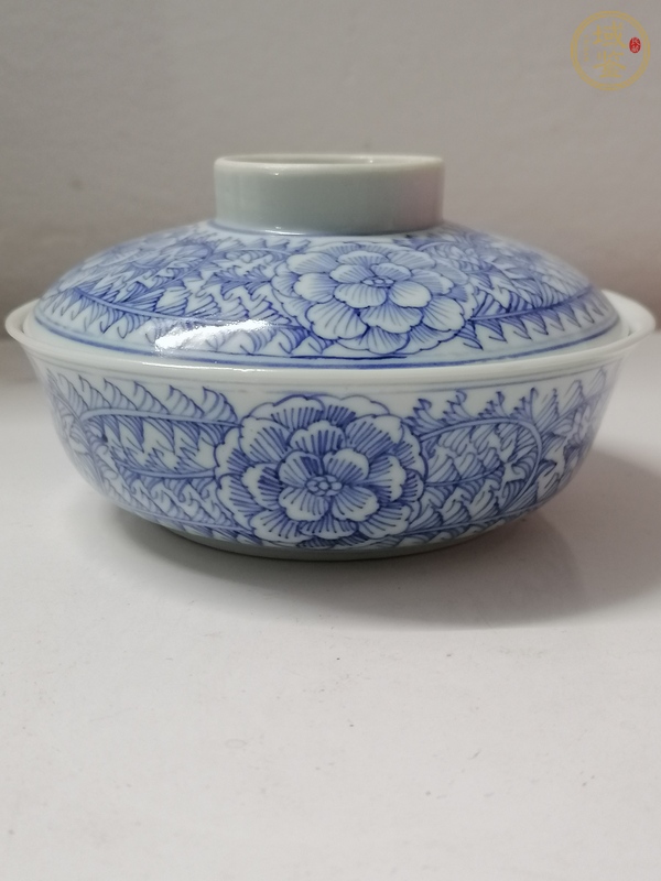 古玩陶瓷青花蓋碗真品鑒賞圖