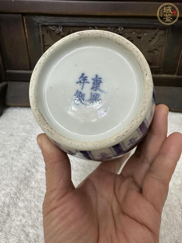 古玩陶瓷青花西番蓮螭龍耳賞瓶真品鑒賞圖