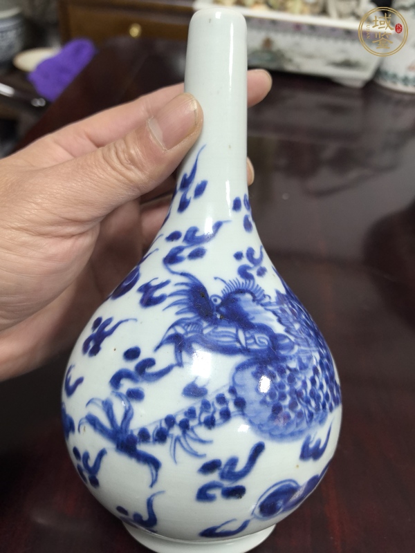 古玩青花龍紋膽瓶真品鑒賞圖