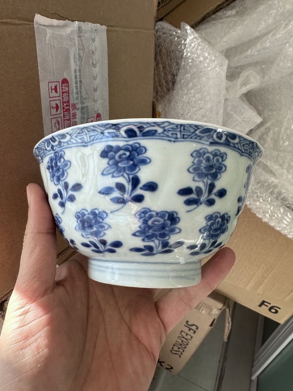 古玩陶瓷青花折枝花卉紋花口碗拍賣，當(dāng)前價(jià)格2500元