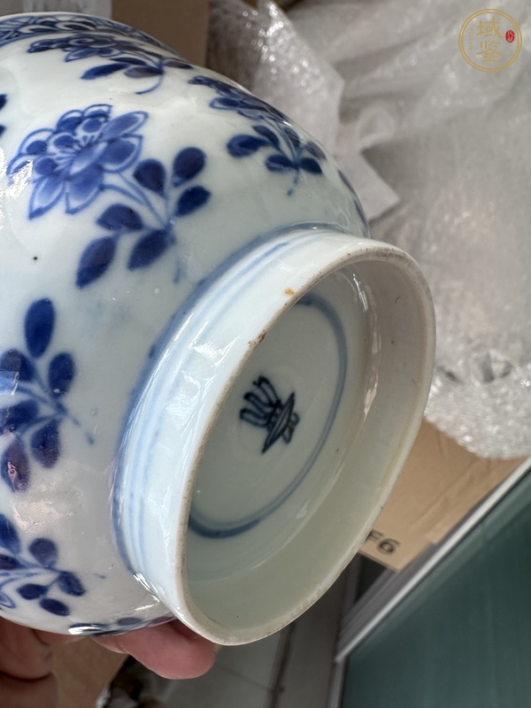 古玩陶瓷青花折枝花卉紋花口碗真品鑒賞圖