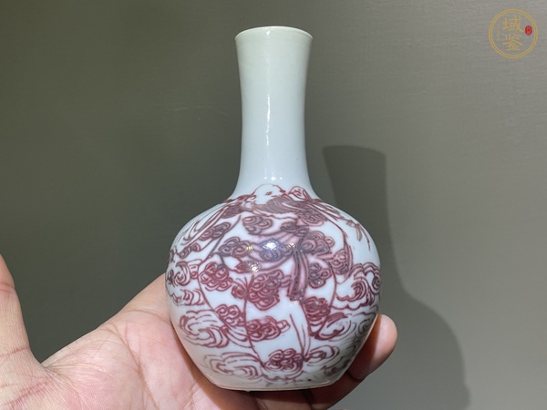 古玩陶瓷青花釉里紅天球瓶真品鑒賞圖