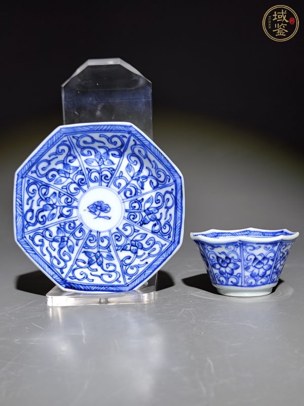 古玩陶瓷青花花卉八方杯碟一套真品鑒賞圖