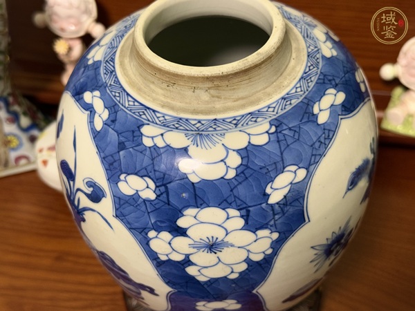 古玩陶瓷青花留白冰梅紋青花罐真品鑒賞圖