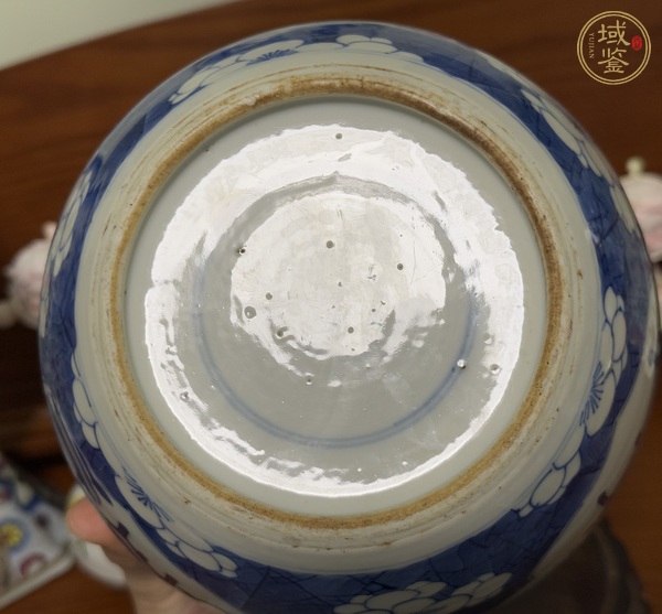 古玩陶瓷青花留白冰梅紋青花罐真品鑒賞圖