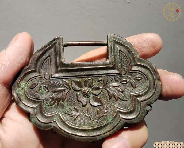 古玩銅器長(zhǎng)命鎖真品鑒賞圖