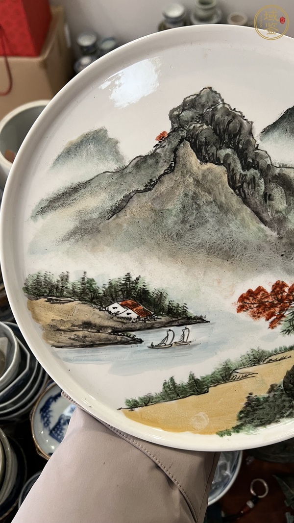 古玩陶瓷山水紋盤真品鑒賞圖