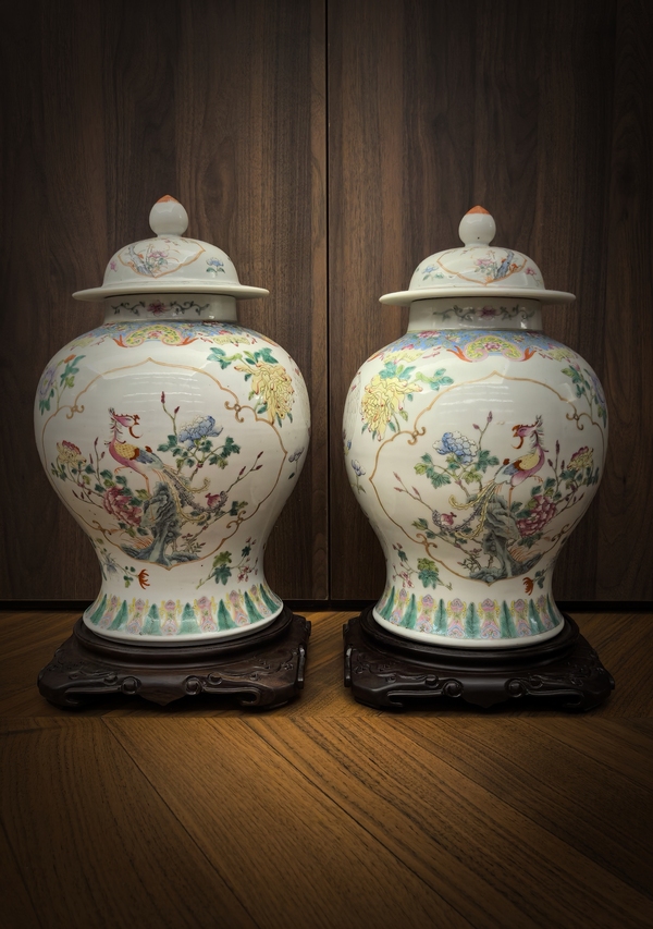 古玩陶瓷粉彩開窗鳳穿牡丹圖將軍罐(一對(duì))拍賣,當(dāng)前價(jià)格48888元