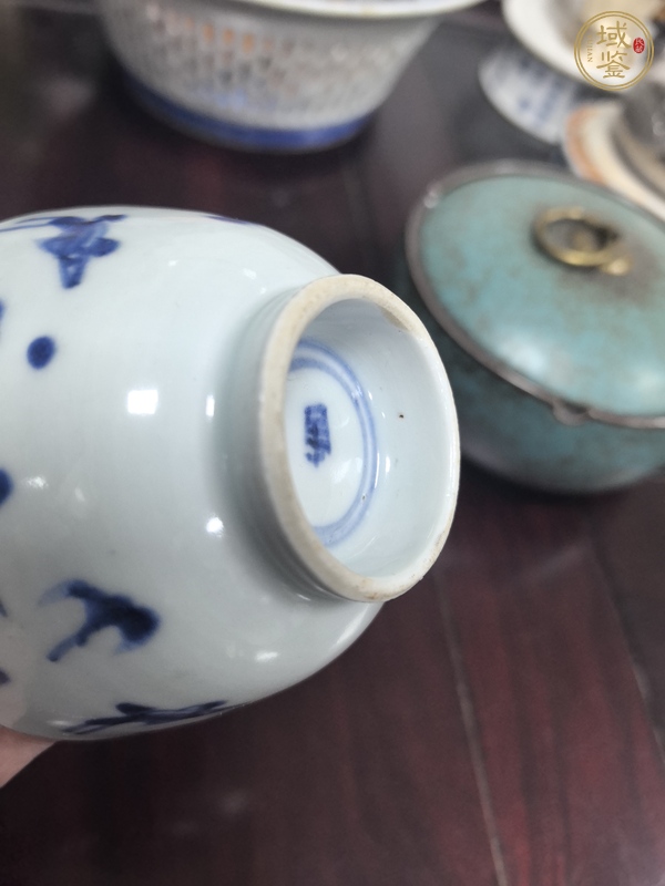 古玩陶瓷青花杯真品鑒賞圖