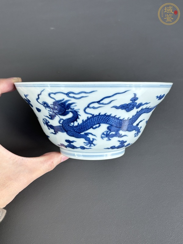 古玩陶瓷青花龍紋碗真品鑒賞圖