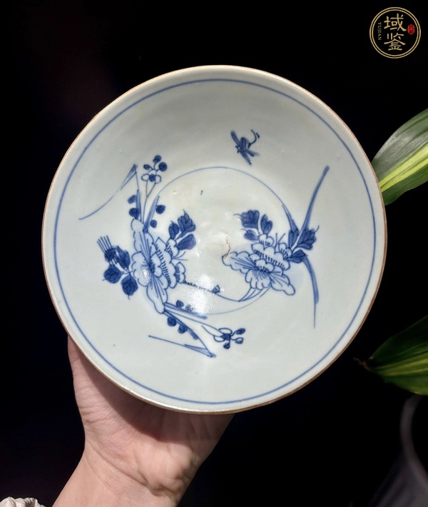 古玩陶瓷花卉紋青花碗真品鑒賞圖