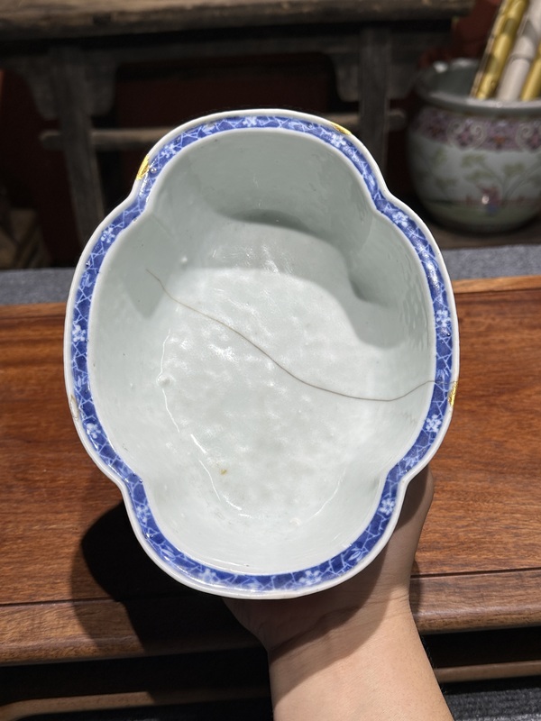 古玩陶瓷清代道光青花金玉滿堂紋高足水仙盆拍賣,當前價格12000元